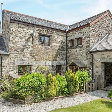 Nightingale Holiday home *